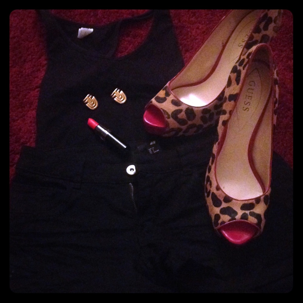 🎉HP 9/25👑🎉👠Leopard print